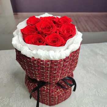 Sarkanas Rozes Ailē Rožu, Ka Pēdējā Ilgstošu Rožu Valentīna Diena Dāvanas Viņas Dzimšanas dienas Dāvanas Sievai Ziemassvētku Diena Dāvanas
